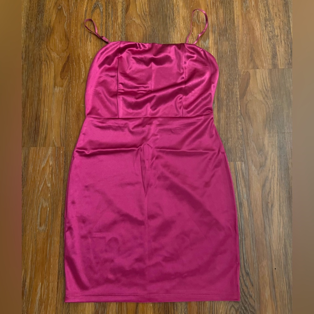 Never been worn | forever 21: Magenta satin mini zip up dress | size: Medium